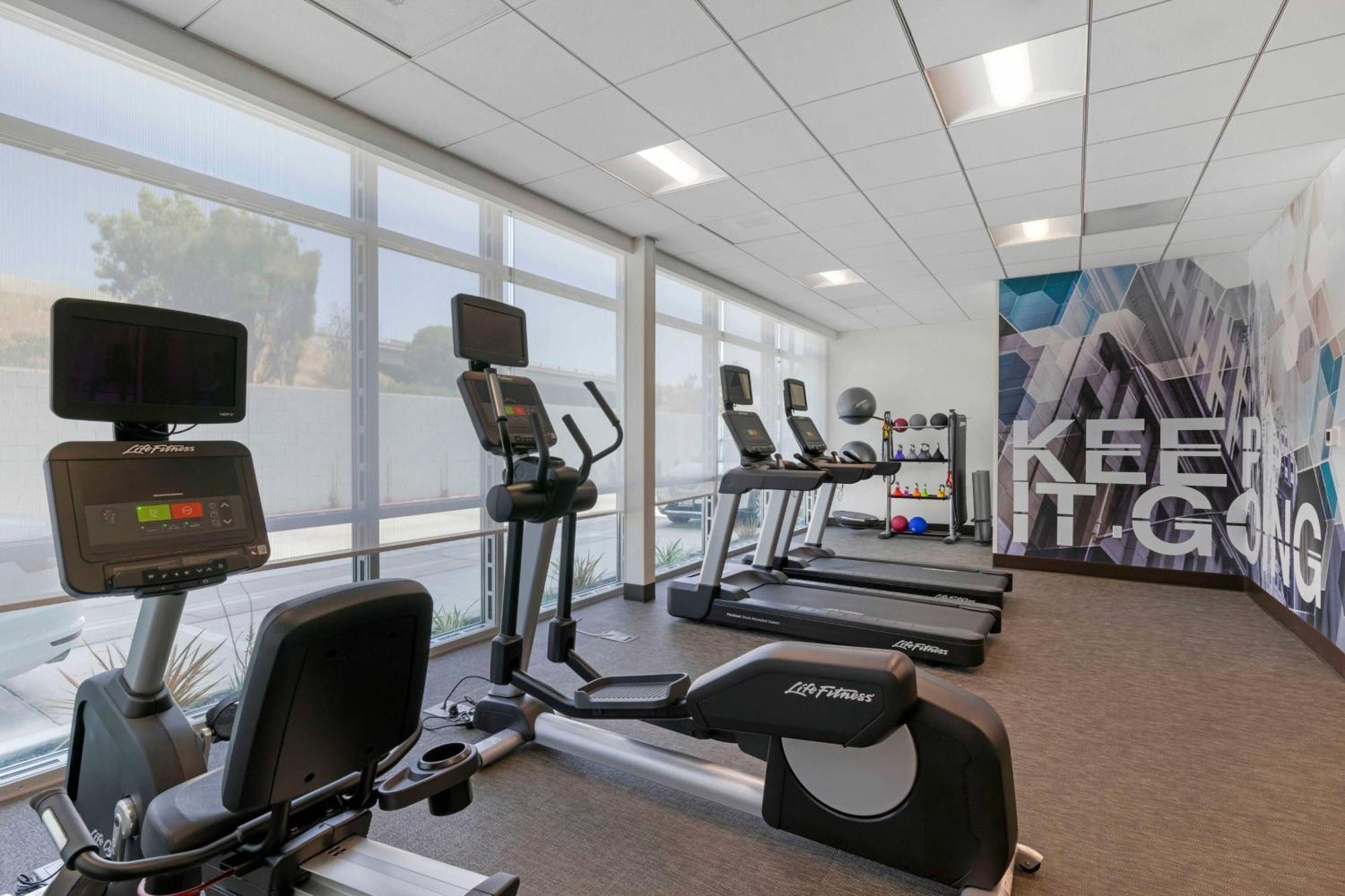 Springhill Suites By Marriott Anaheim Placentia Fullerton Exterior photo